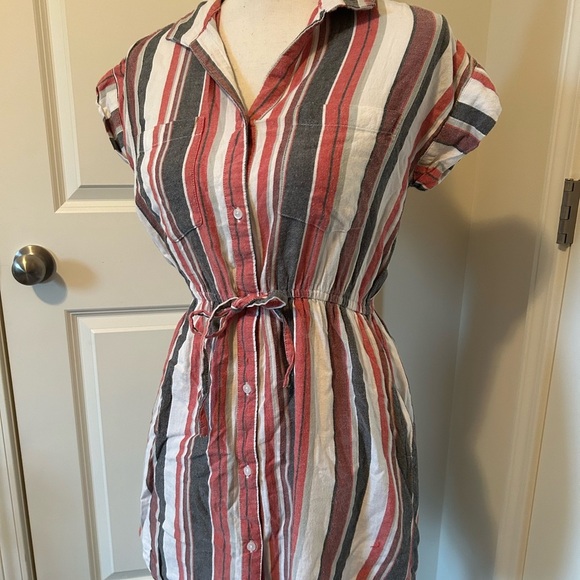 Striped linen cinch waist collared button down dress - Picture 2 of 6
